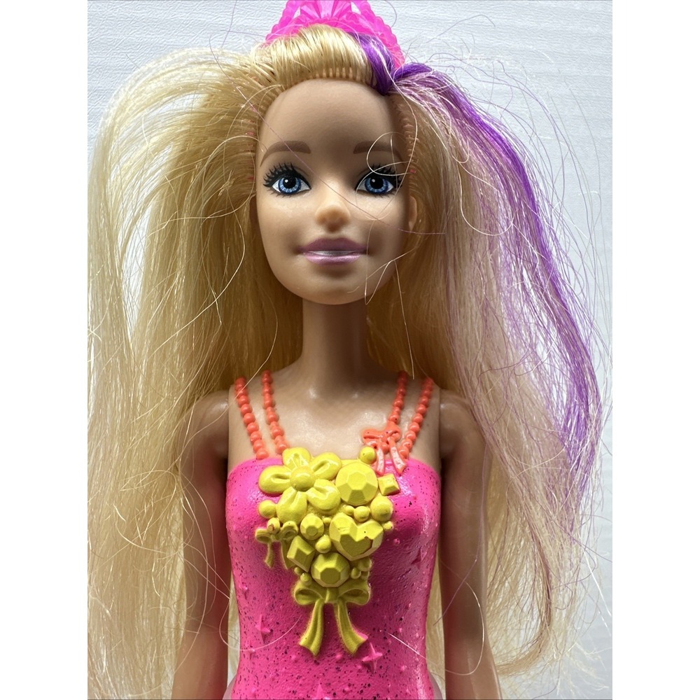 Barbie Dreamtopia Princess Doll 12-Inch Blonde With‎ Purple Hairstreak